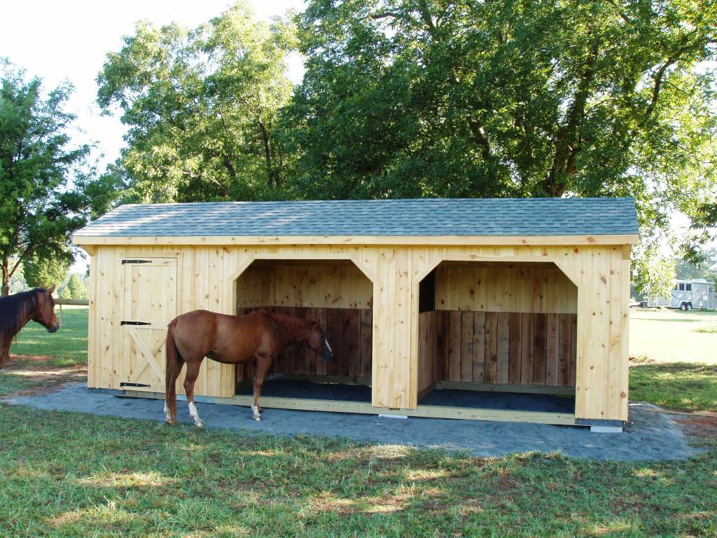 2 Stall Horse Barn With Loft